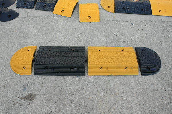 Europe Standard Roadway Safety Speed Humps