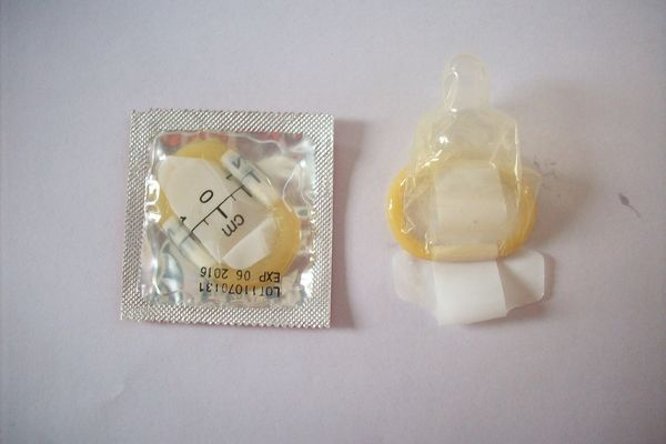 Bulk Ribbed Condoms