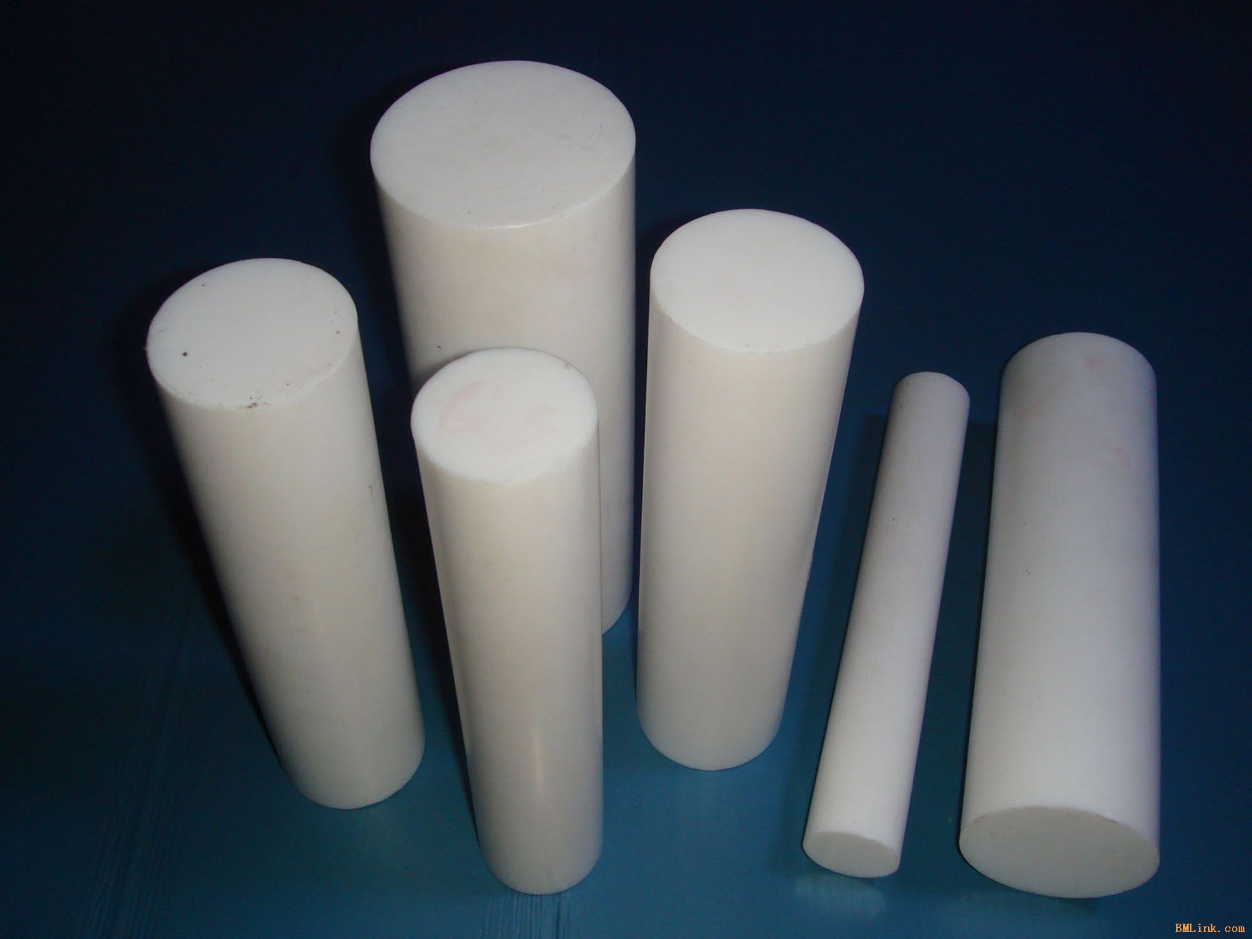 Teflon Molded Rod Pure