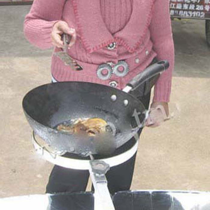 Parabolic Solar Cooker