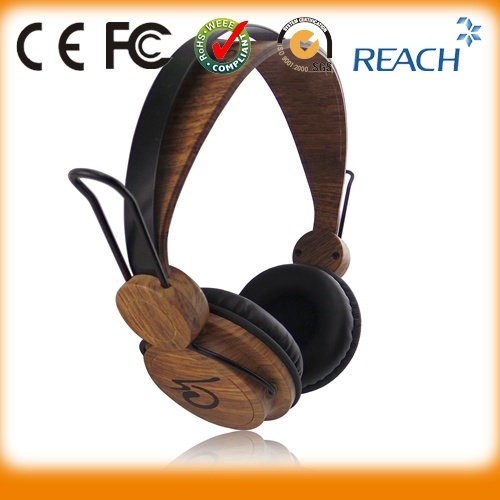 Promotional Special Wood Custom Earphone for MP3 PC iPad iPod