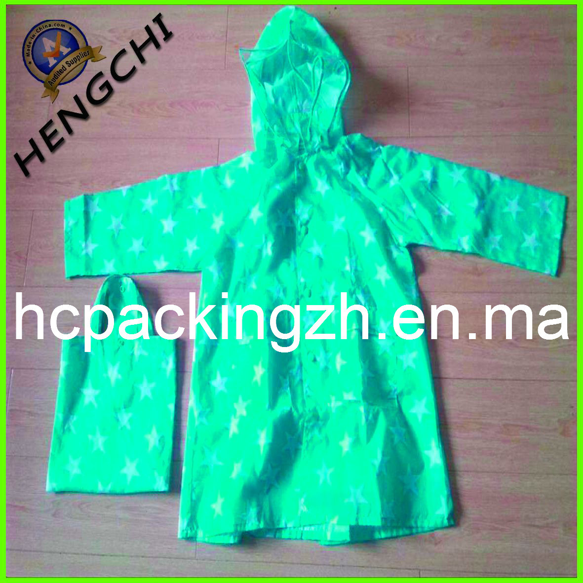 100% Waterproof Children PVC Raincoat&Rain Coat with a Bag