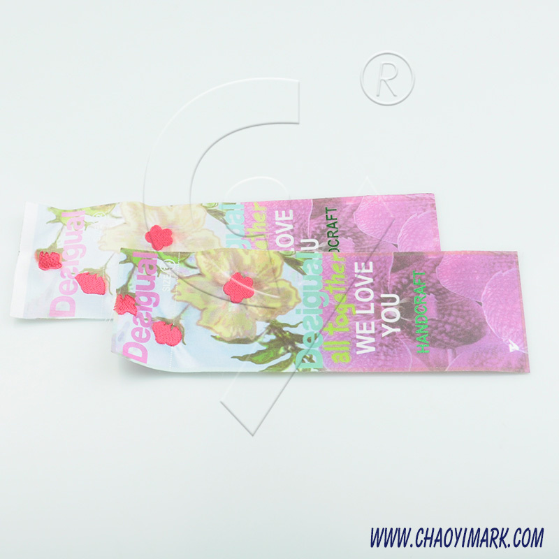 Cute Design and High Quality Screen-Printing Label 231