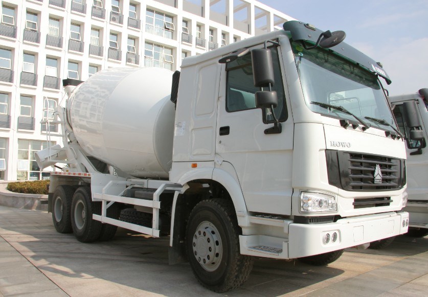 HOWO 6X4 10 M3 Concrete Mixer Truck (ZZ1257N3847)