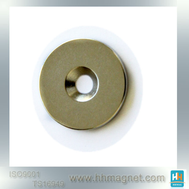 Disc Shape Magnet with Countersunk Magnet