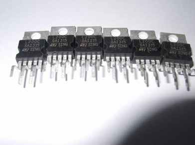 Electronic Component IC L200c