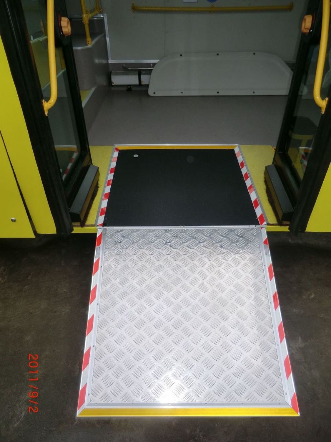 Manual Loading Ramp, Manual Folding Ramp for Wheelchair Passanger (FMWR-1A)