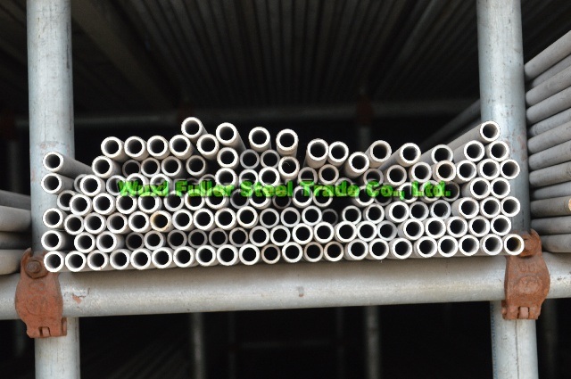201 Deformed Seamless Steel Pipe with Cheap Price
