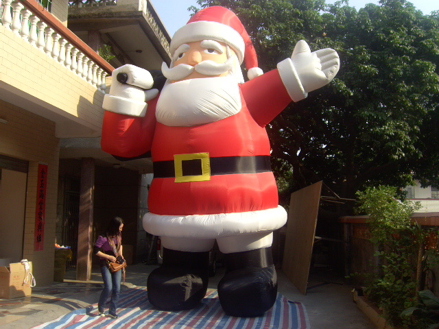 2015 New Outdoor Inflatable Christmas Father /Santa Claus/ Christmas Products