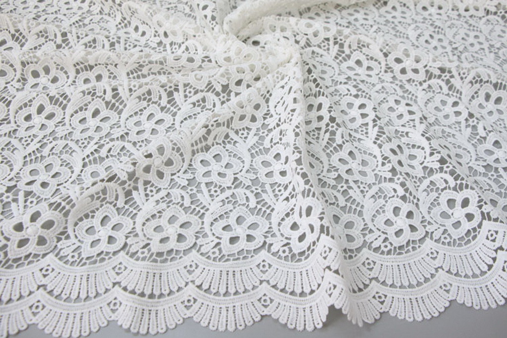 White Chemica Lace Fabric Fashion Embroidery Fabric