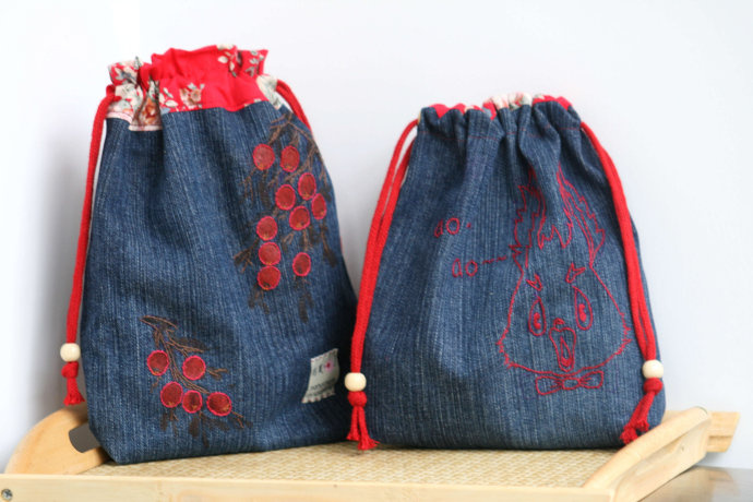 Soft Feeling Silk Drawstring Bag