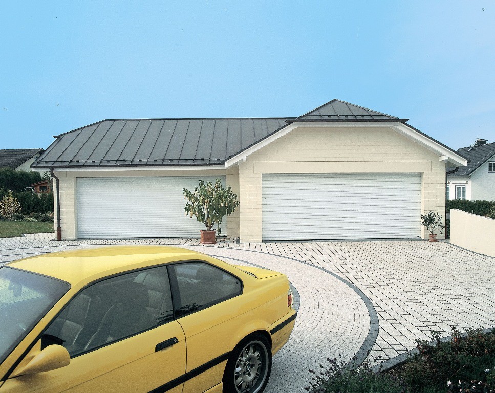 Automatic Roller Garage Door with Remote Control
