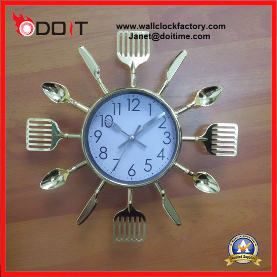 Metal Knife and Fork Kitchen Wall Clock