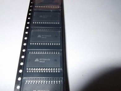 Electronic Component IC MP7684js