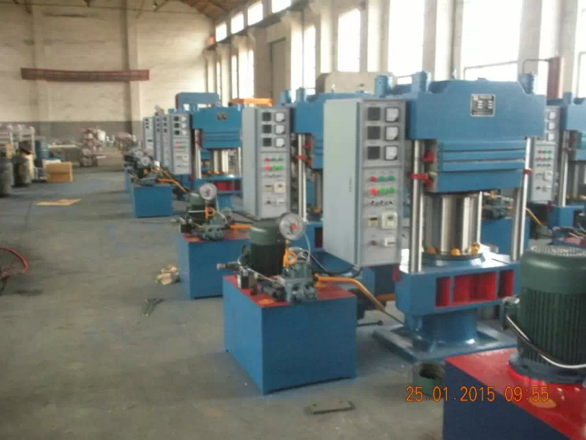 Manual Push-Pull Rubber Mode Vulcanizer