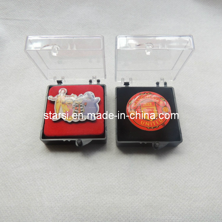 Custom Badges of Lacquer That Bake and PVC Box (HZHZ)