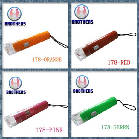 Plastic Button Cell LED Flashlight (178)