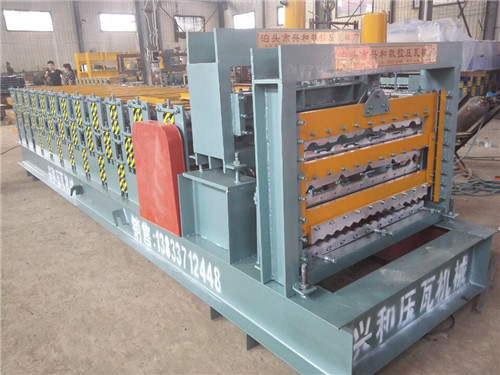 Three Deck Glazed Tile Roofing Panel Roll Forming Machinery
