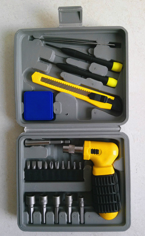 22PCS Promotional Gift Tool Kit (FY1022B)