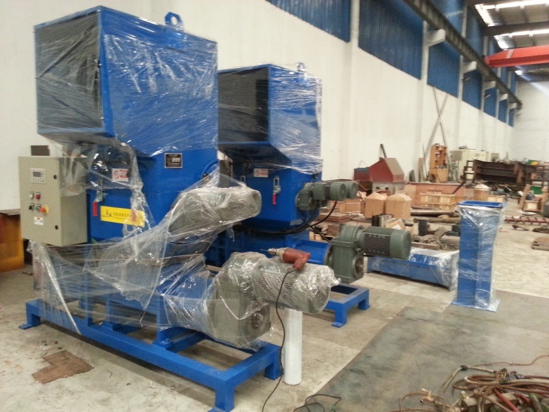 Chinafor EPS Compacting Machinery (CF-CP100)