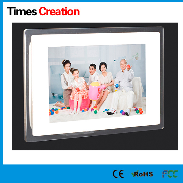 10.4 Inch Full Function Digital Photo Frame with 4: 3 Ratio