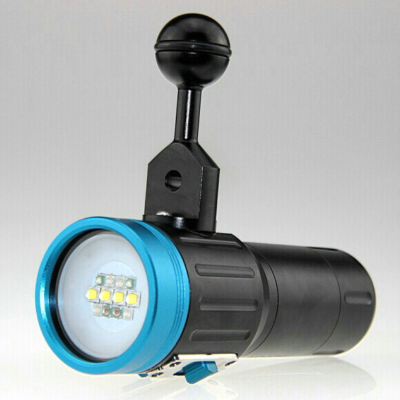 2600 Lumens Super Rechargeable LED Lights for Underwater Diving and Video