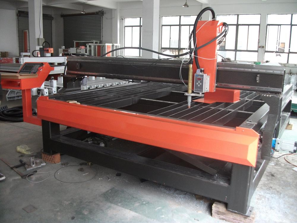 CNC Plasma Cutting Machine (DL-1325P)