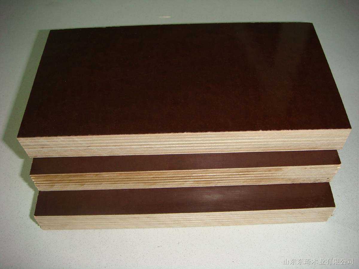 18mm Brown/Black Shuttering Plywood