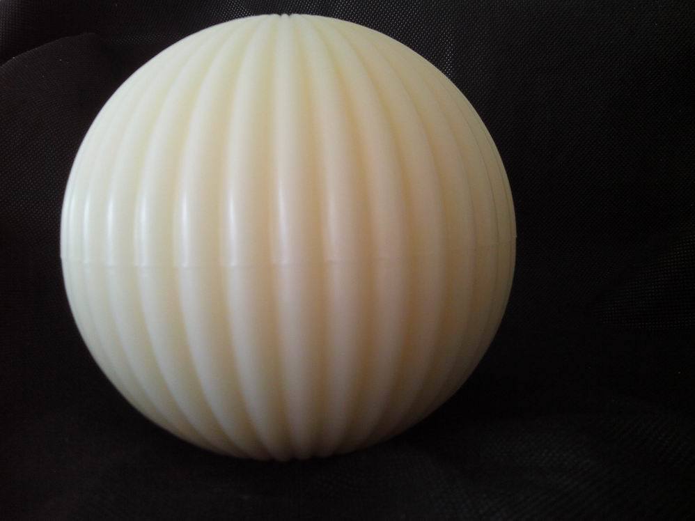 Ribbed Ball Candle
