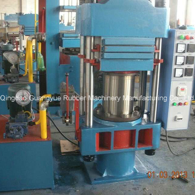Hydraulic Type Vulcanizing Machine