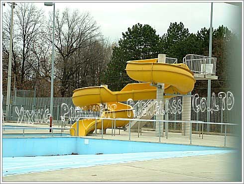 Children's Spiral Water Slide