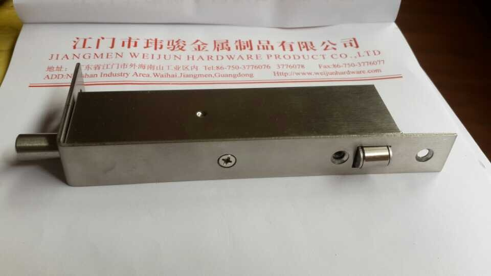 Automatic Bolt