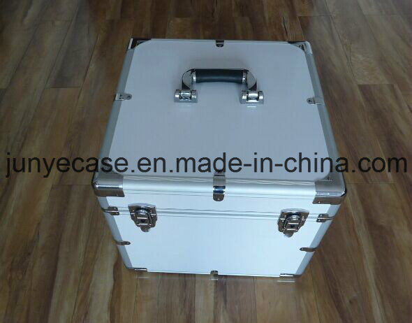 White Aluminum Equipment Case Export to Europe