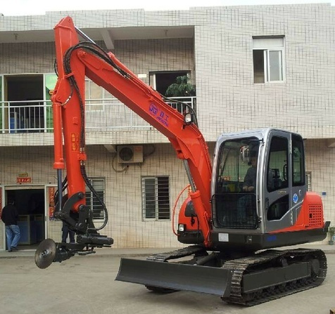 Mini Excavator Crawler Excavator with Wood, Sugarcane Clamp (JG608L)