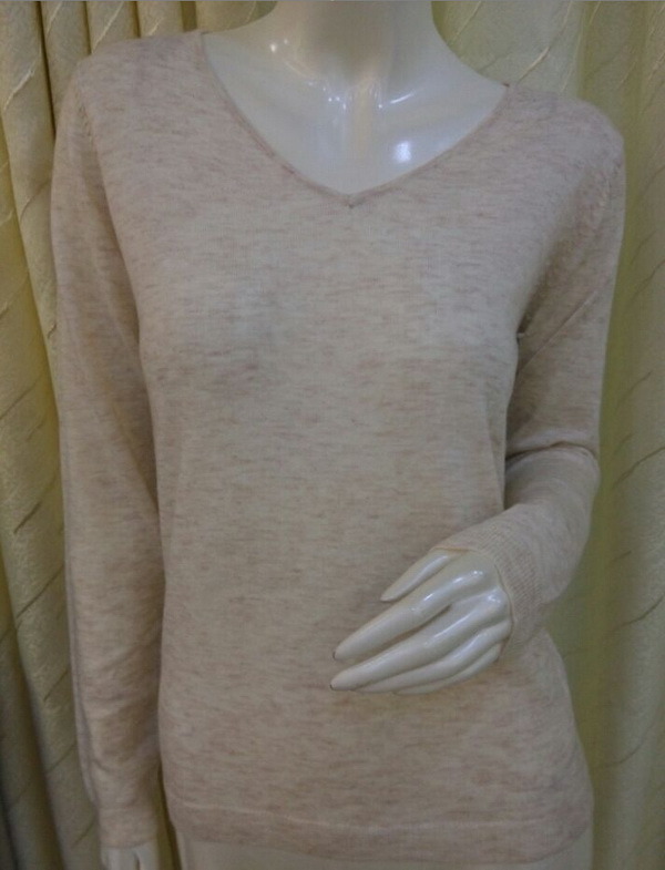 55%Polyester 20%Acrylic 20%Nylon 5%Wool, Women Fashion Sweater (P612)