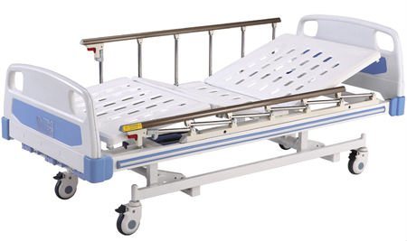 Three Function Manual Hospital Bed with ABS Headboards a-6-1