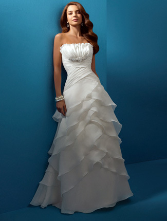 Wedding Dress Bridal Gown (BWD0018)