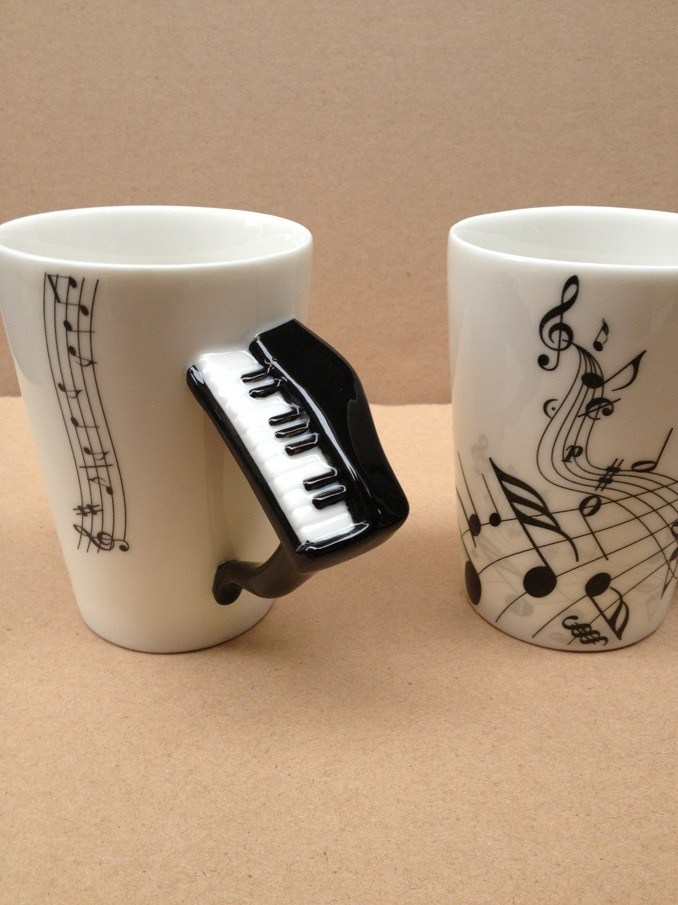 Fine Bone China Music Mug with Piano Handle