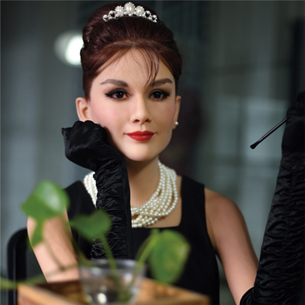 Customized Simulated Life Size Resin Figure