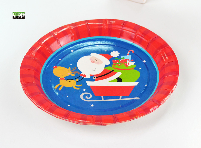 Eco-Friendly Christmas Paper Plates for Party