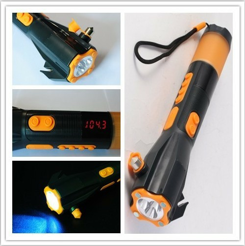 Crank Dynamo Flashlight Radio with Emergency Charger (XLN-703)