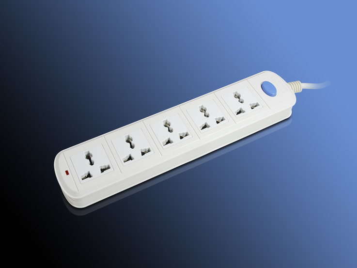 1 Gang 1 Way Switch & 5 Gang Multifuction Extension Socket