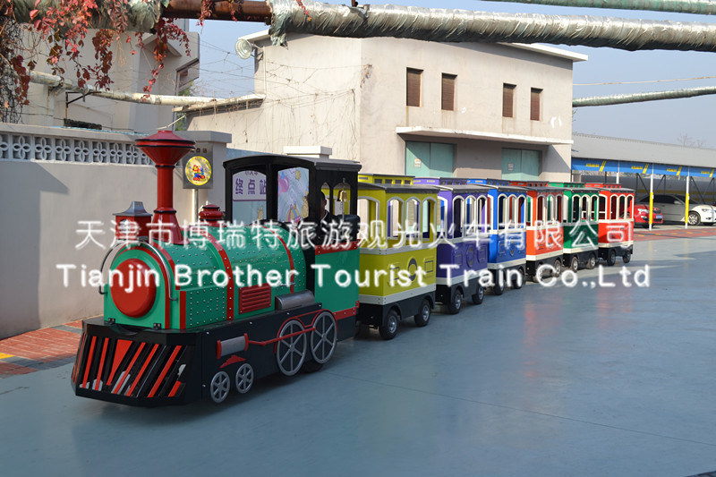 Colourful Mini Train for Kingdergarden