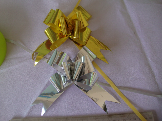 Metallic Pull Bow