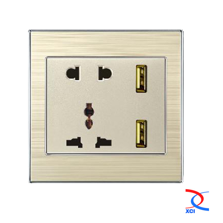 2/3pin 2USB Wall Socket