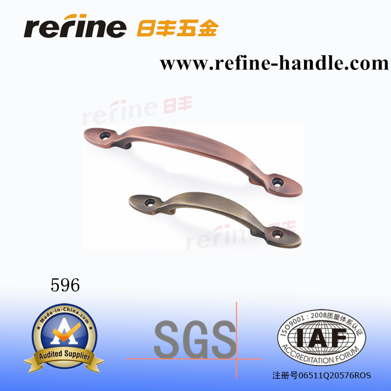 2015 New Design Furniture Pull Handle in Zinc Alloy (Z-596)