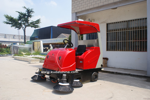 Ride on Type Mini Electric Road Sweeper (KMN-I800)