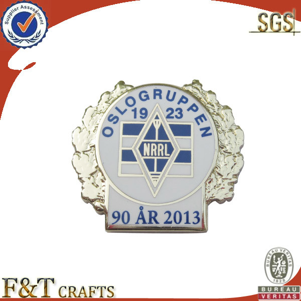 2015 Custom Fancy Soft Enamel Metal Badge (fdbg0025j)