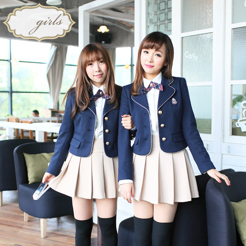 School Uniform for University Students