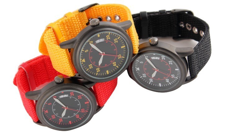 Fashion Nylon Wrist Watch